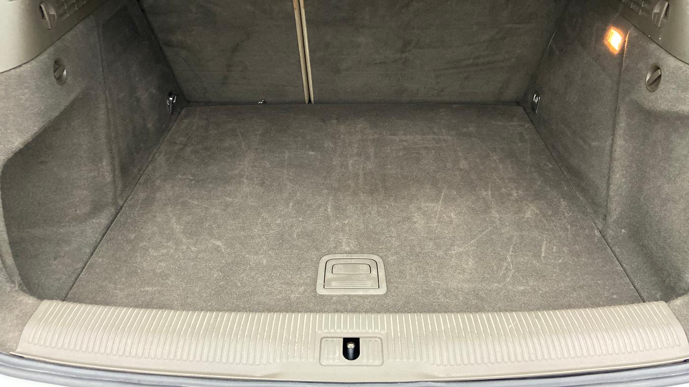 2014 Audi Q3 2.0 TDI MT S EDITION, Diesel, Manual, 68,457 km, Boot Inside