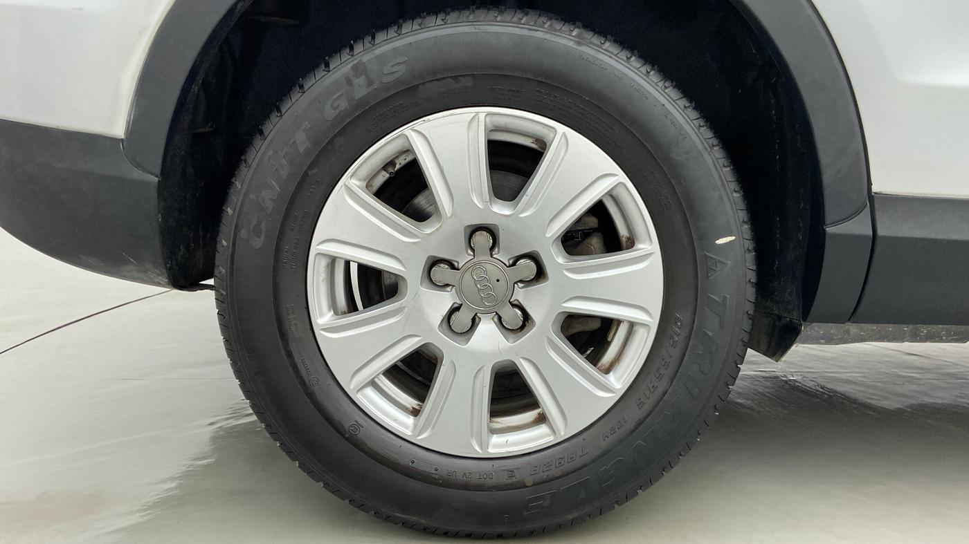 2014 Audi Q3 2.0 TDI MT S EDITION, Diesel, Manual, 68,457 km, Right Rear Wheel