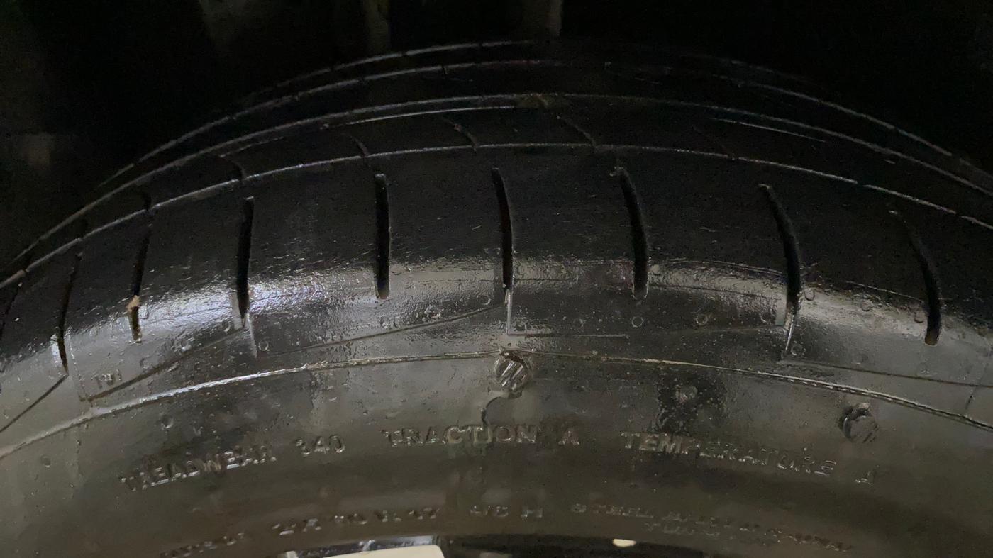 2020 MG HECTOR PLUS SHARP 1.5 PETROL TURBO DCT 6-STR, Petrol, Automatic, 38,946 km, Right Rear Tyre Tread