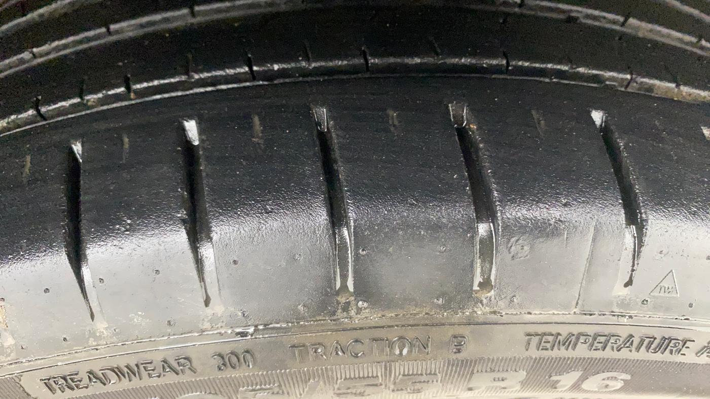 2021 Toyota Glanza G, Petrol, Manual, 37,179 km, Right Front Tyre Tread