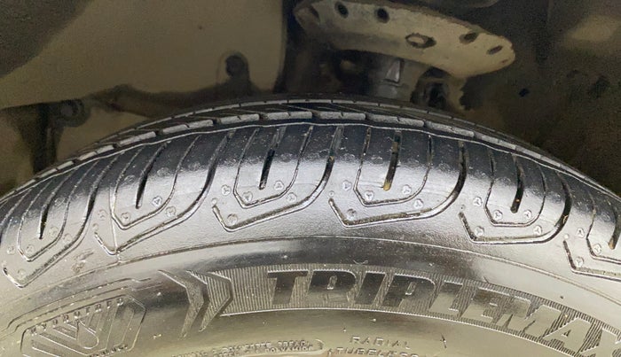 2015 Honda City 1.5L I-VTEC VX CVT, CNG, Automatic, 74,976 km, Left Front Tyre Tread