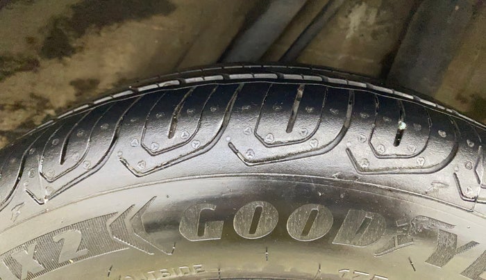 2015 Honda City 1.5L I-VTEC VX CVT, CNG, Automatic, 74,976 km, Left Rear Tyre Tread