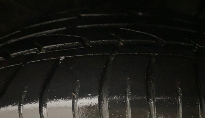 2019 Hyundai Creta SX (O) 1.6 PETROL, Petrol, Manual, 21,987 km, Right Front Tyre Tread