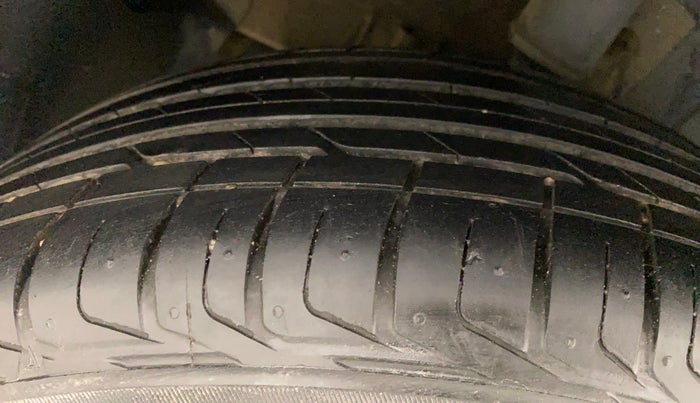 2017 Tata NEXON XZ PLUS DIESEL, Diesel, Manual, 53,609 km, Right Rear Tyre Tread