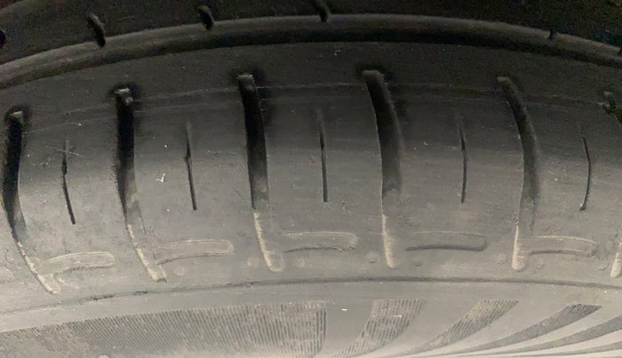 2019 Hyundai GRAND I10 NIOS MAGNA AMT 1.2 KAPPA VTVT, Petrol, Automatic, 43,440 km, Left Rear Tyre Tread