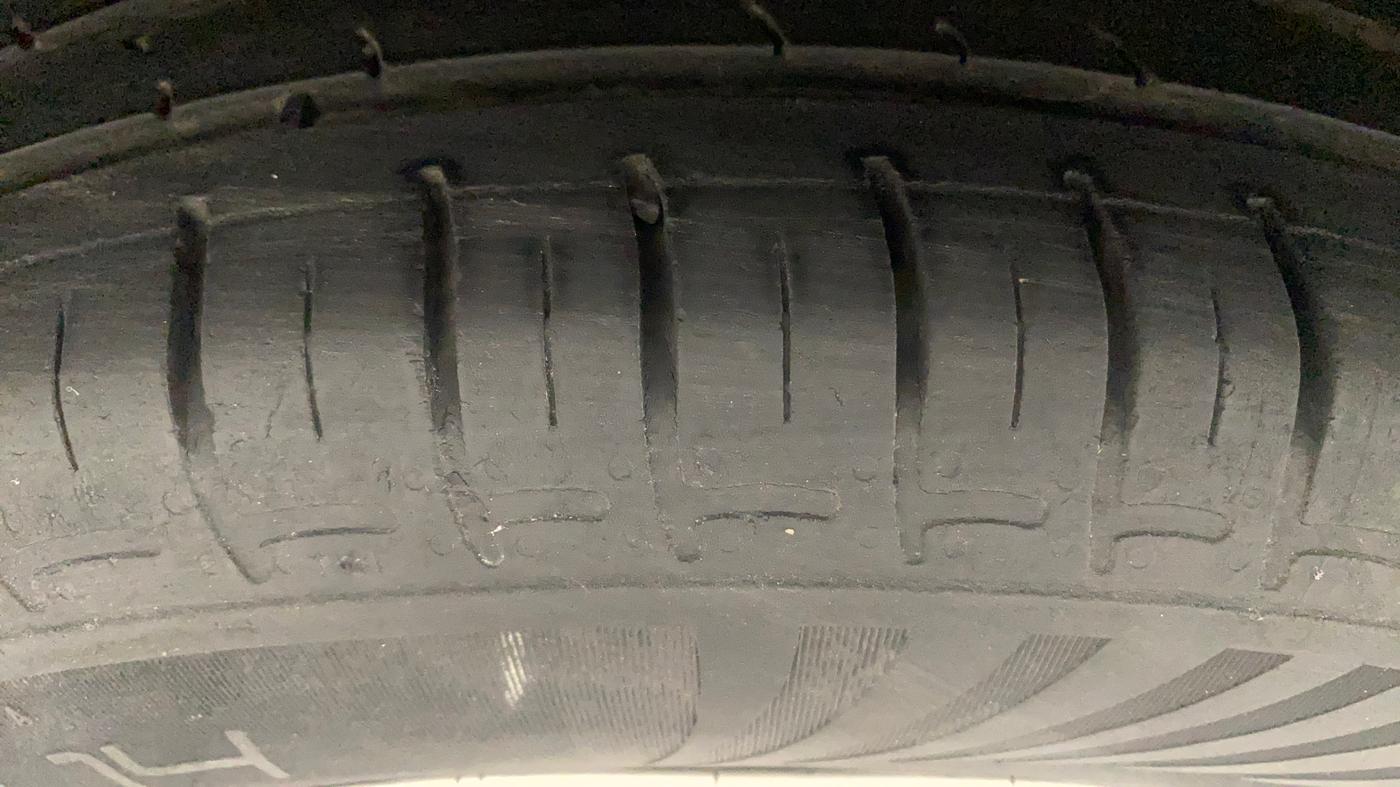 2019 Hyundai GRAND I10 NIOS MAGNA AMT 1.2 KAPPA VTVT, Petrol, Automatic, 43,440 km, Right Rear Tyre Tread