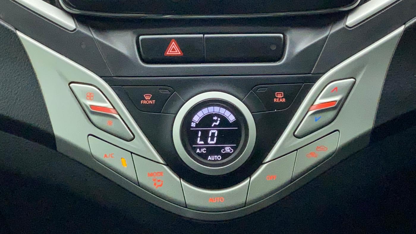 2016 Maruti Baleno ALPHA DIESEL 1.3, Diesel, Manual, 89,837 km, Automatic Climate Control