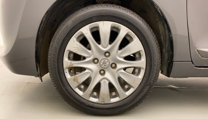 2016 Maruti Baleno ALPHA DIESEL 1.3, Diesel, Manual, 89,837 km, Left Front Wheel