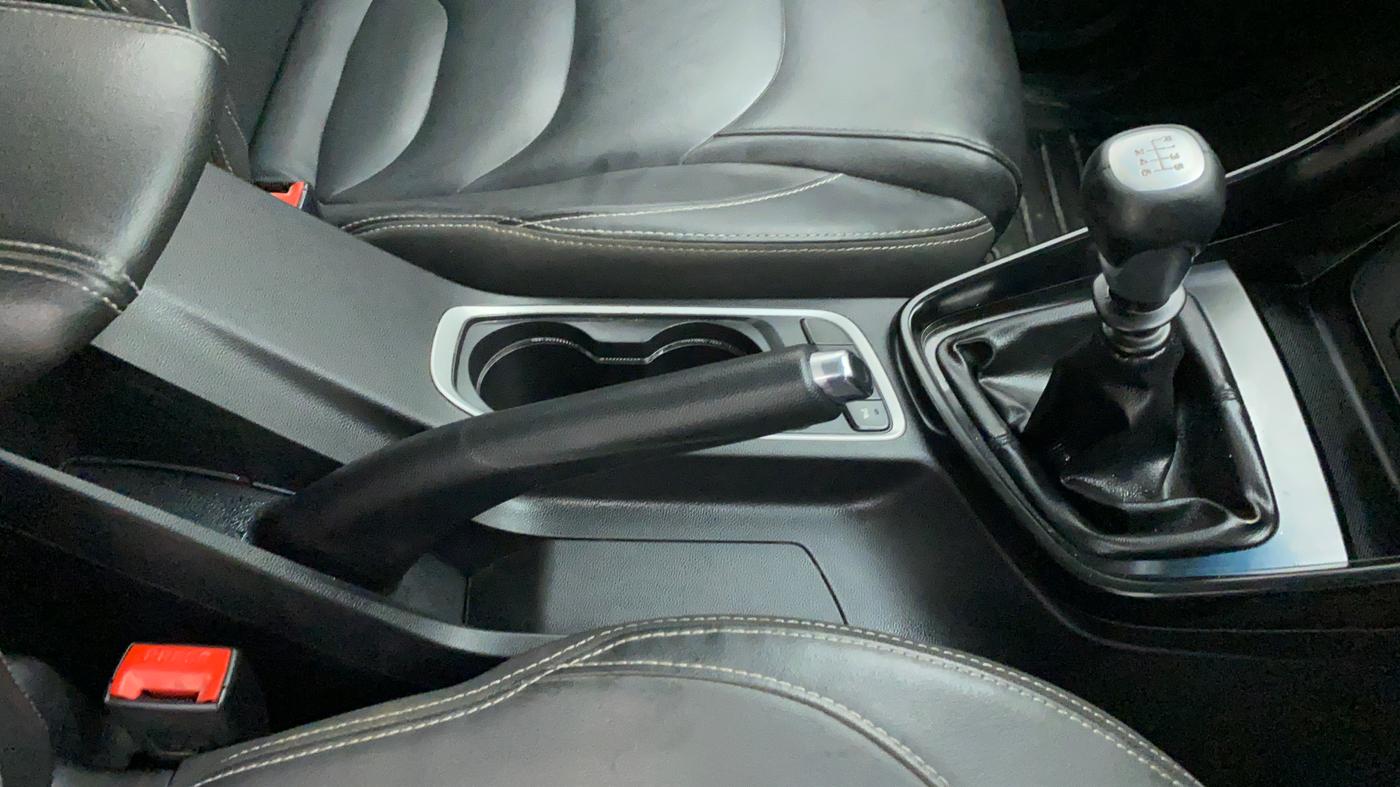 2019 MG HECTOR SHARP 2.0 DIESEL, Diesel, Manual, 33,306 km, Gear Lever