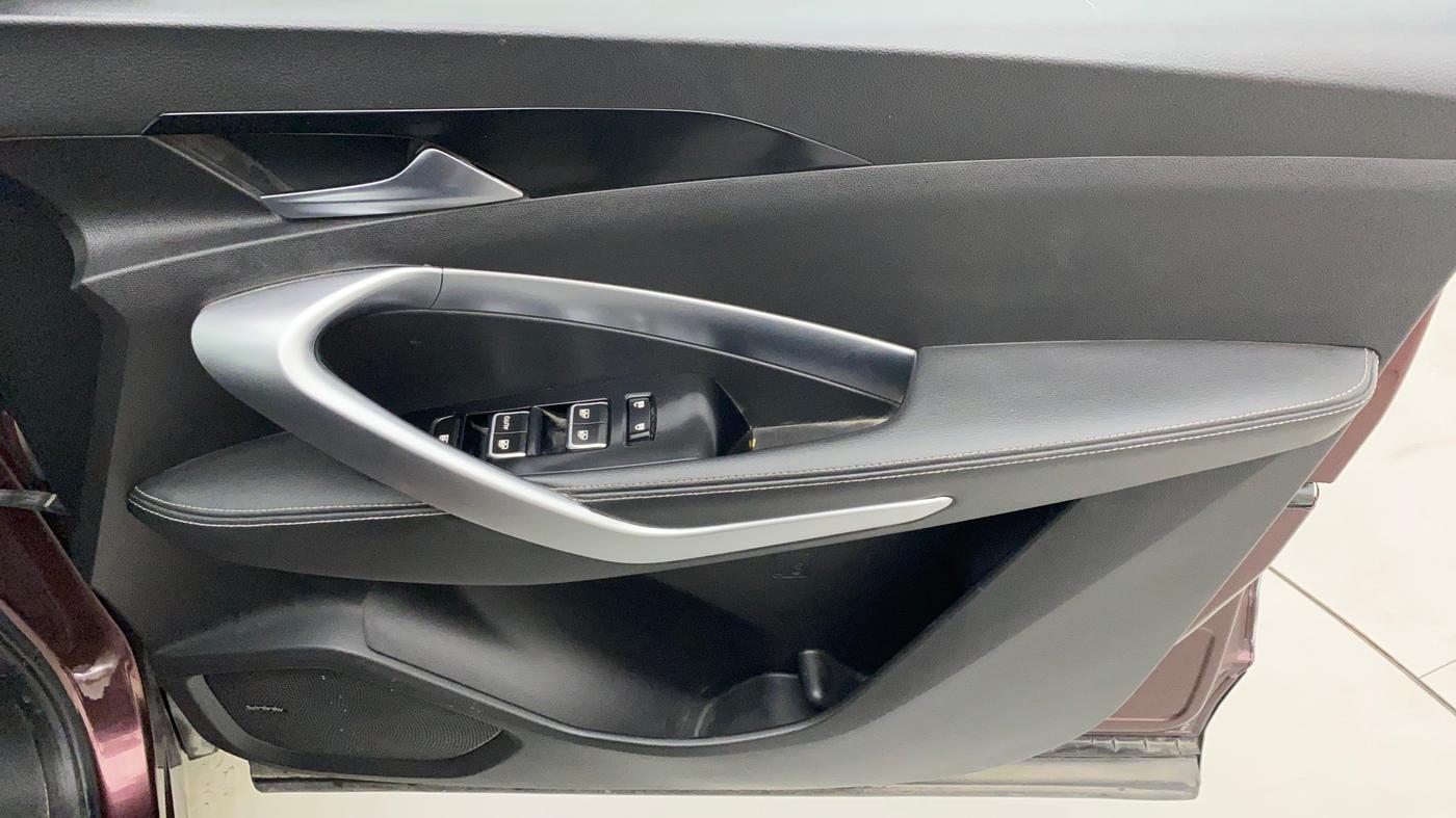 2019 MG HECTOR SHARP 2.0 DIESEL, Diesel, Manual, 33,306 km, Driver Side Door Panels Control
