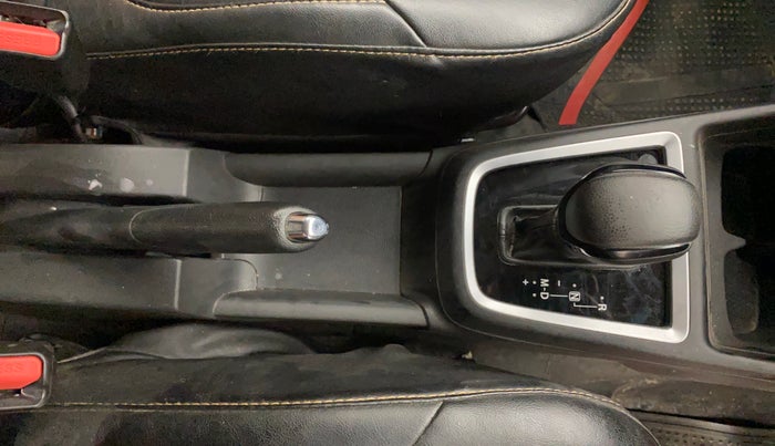 2020 Maruti Swift ZXI AMT, Petrol, Automatic, 39,057 km, Gear Lever