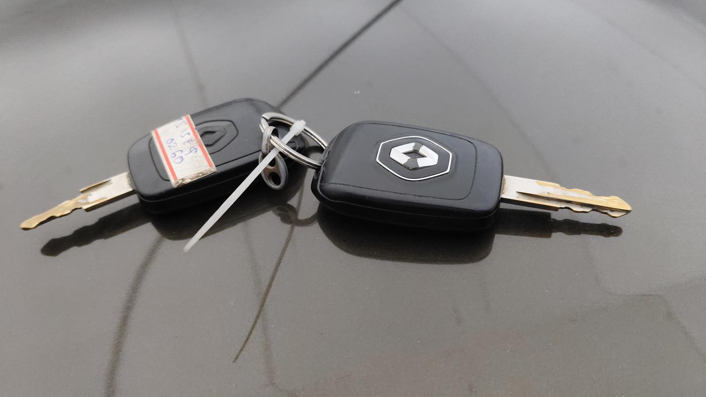 2016 Renault Kwid RXT 1.0 AMT, Petrol, Automatic, 39,169 km, Key Close Up