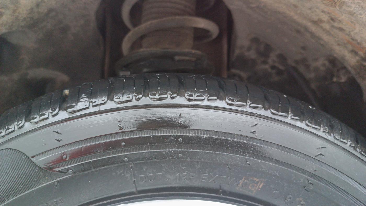 2018 Tata Tiago XT PETROL, Petrol, Manual, 45,406 km, Left Front Tyre Tread