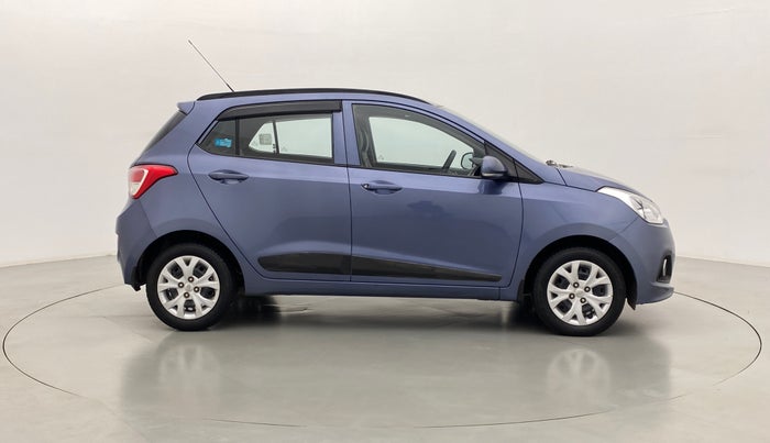 2015 Hyundai Grand i10 SPORTZ 1.2 KAPPA VTVT, Petrol, Manual, 16,870 km, Right Side View