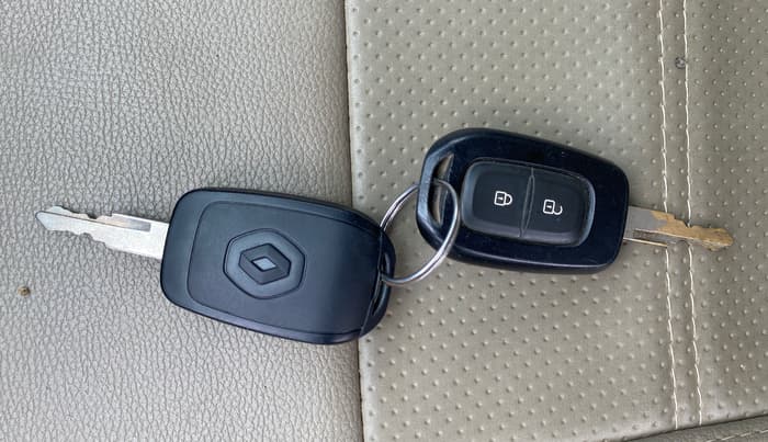 2018 Renault Kwid RXL, Petrol, Manual, 49,979 km, Key Close Up