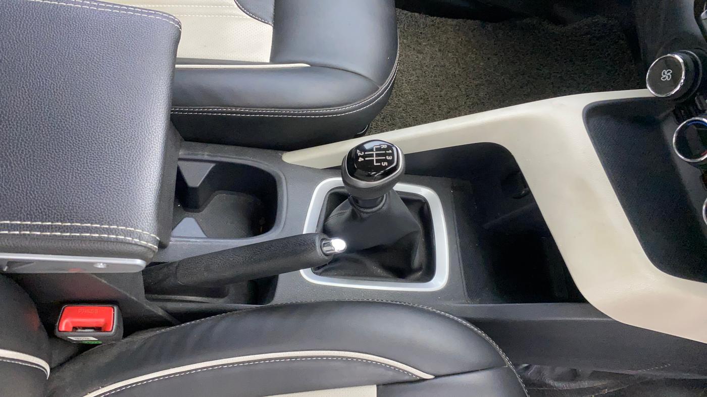 2023 Nissan MAGNITE Magnite Geza Edition, Petrol, Manual, 34,704 km, Gear Lever