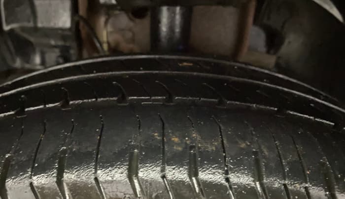 2018 Tata Tiago XZ PETROL, Petrol, Manual, 65,737 km, Left Front Tyre Tread