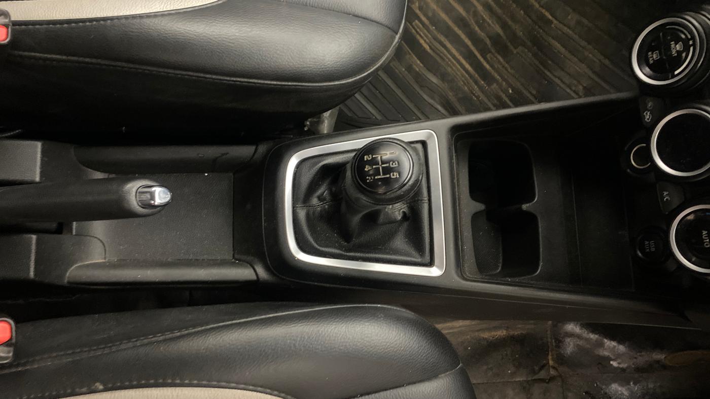 2021 Maruti Swift ZXI PLUS, Petrol, Manual, 56,613 km, Gear Lever