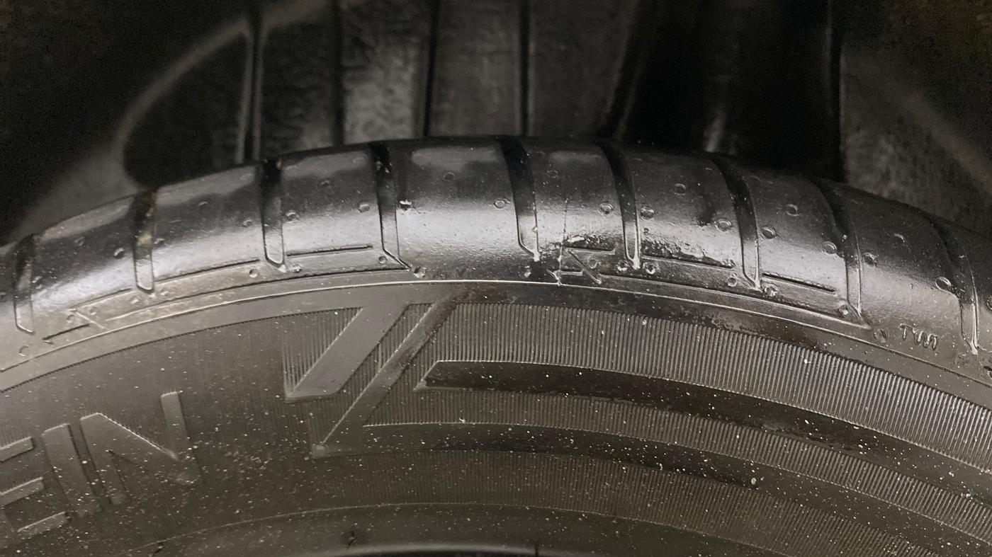 2021 Maruti Swift ZXI PLUS, Petrol, Manual, 56,613 km, Left Rear Tyre Tread
