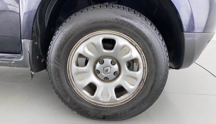 2014 Renault Duster RXL PETROL 104, Petrol, Manual, 52,771 km, Right Front Wheel