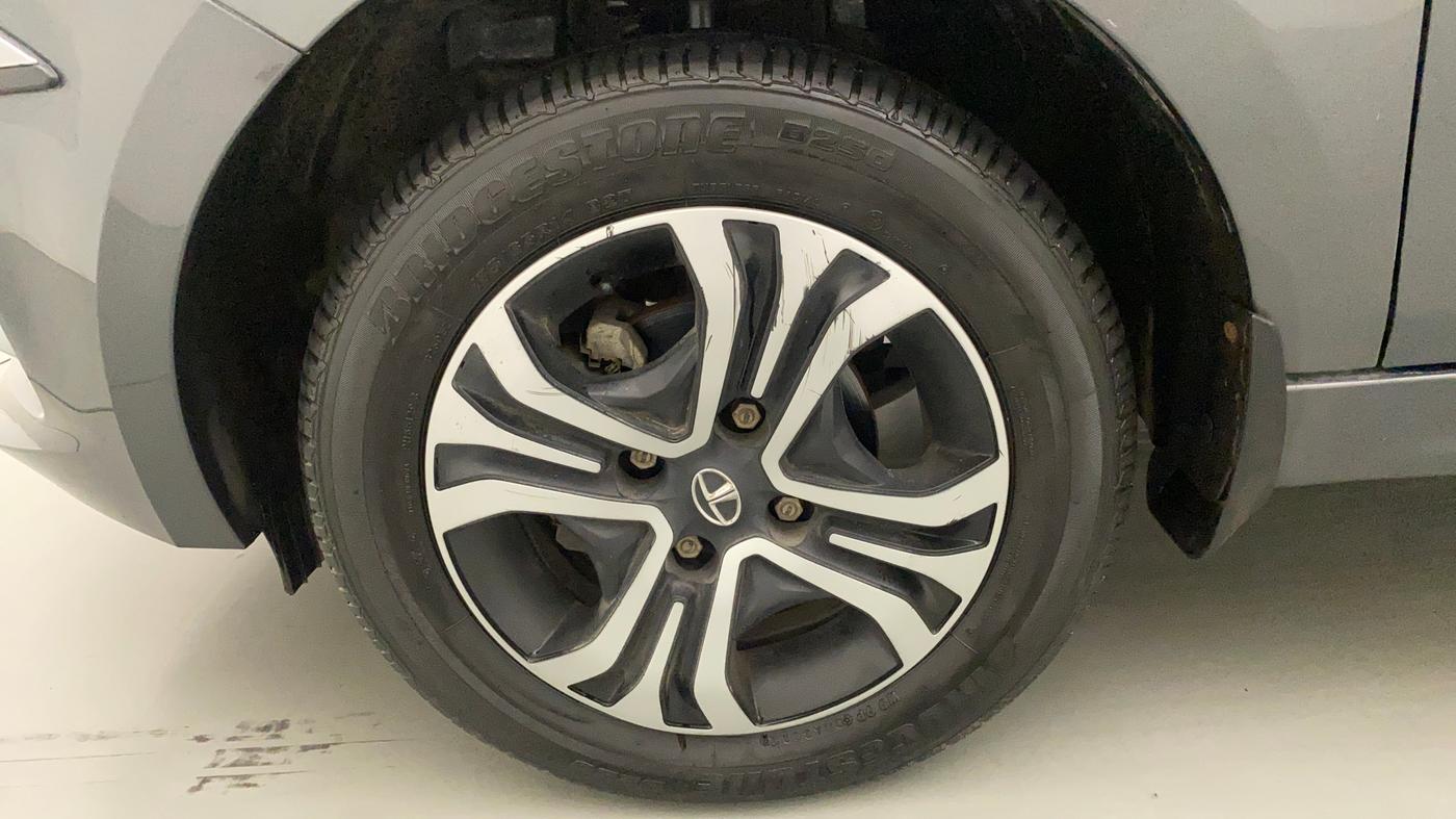 2022 Tata TIGOR XZ PLUS CNG, CNG, Manual, 5,837 km, Left Front Wheel
