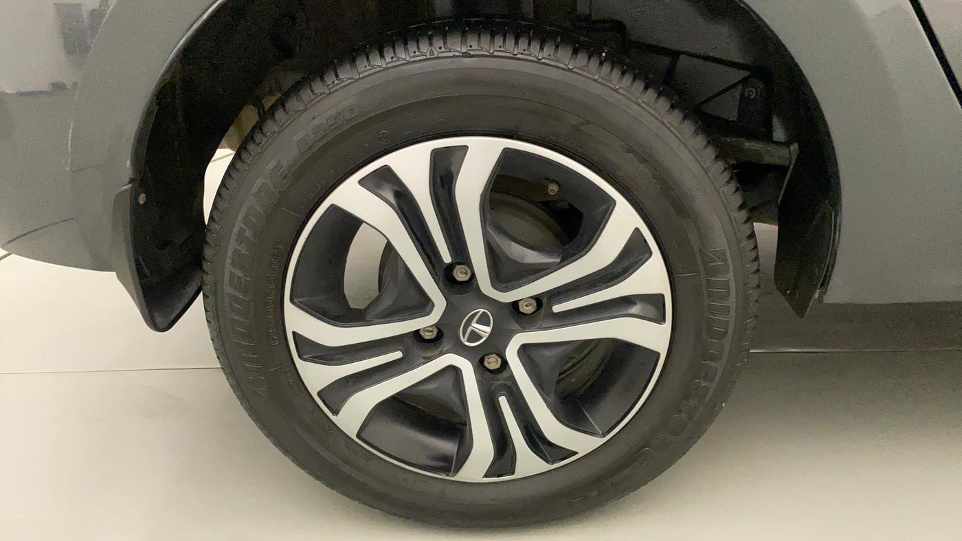 2022 Tata TIGOR XZ PLUS CNG, CNG, Manual, 5,837 km, Right Rear Wheel