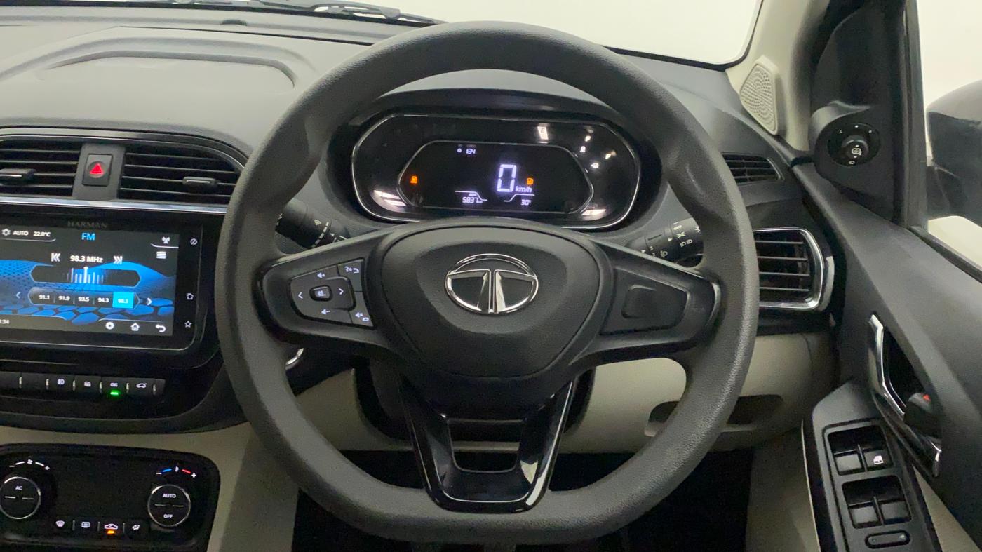 2022 Tata TIGOR XZ PLUS CNG, CNG, Manual, 5,837 km, Steering Wheel Close Up