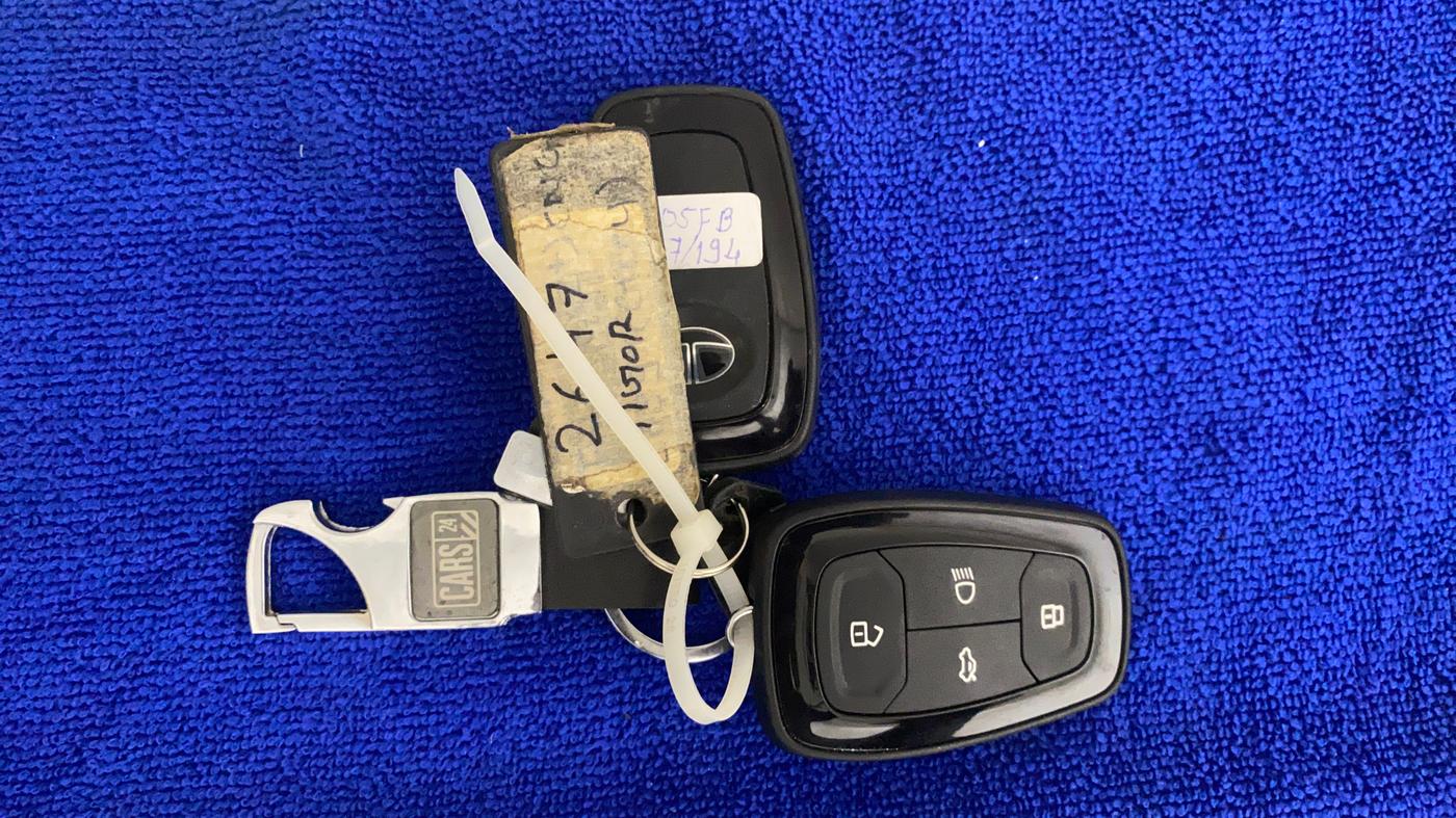 2022 Tata TIGOR XZ PLUS CNG, CNG, Manual, 5,837 km, Key Close Up