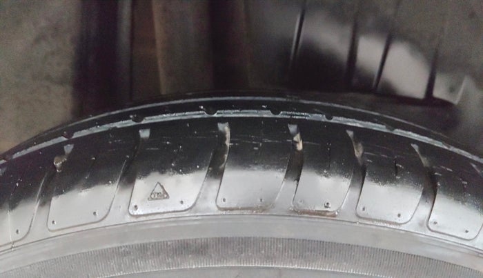 2019 Maruti Dzire VXI, Petrol, Manual, 22,335 km, Right Rear Tyre Tread