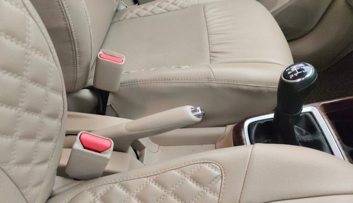 2019 Maruti Dzire VXI, Petrol, Manual, 22,335 km, Gear Lever