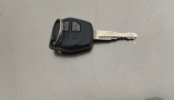 2019 Maruti Dzire VXI, Petrol, Manual, 22,335 km, Key Close Up