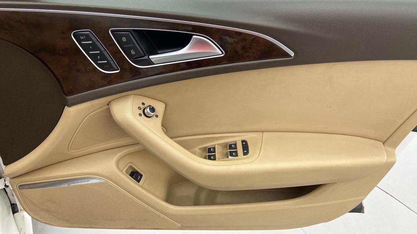 2015 Audi A6 2.0 TDI TECHNOLOGY, Diesel, Automatic, 77,736 km, Driver Side Door Panels Control