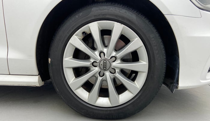 2015 Audi A6 2.0 TDI TECHNOLOGY, Diesel, Automatic, 77,736 km, Right Front Wheel
