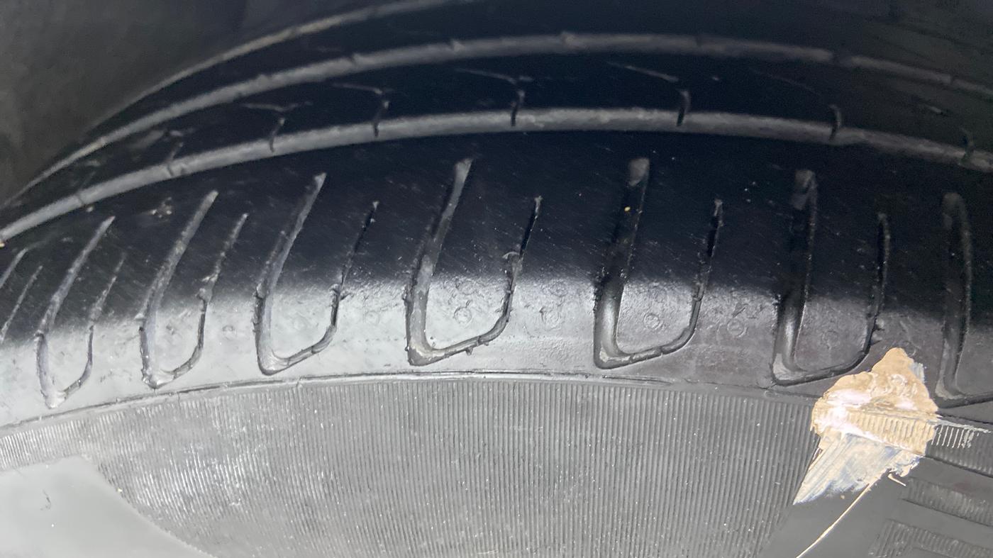 2015 Audi A6 2.0 TDI TECHNOLOGY, Diesel, Automatic, 77,736 km, Left Front Tyre Tread