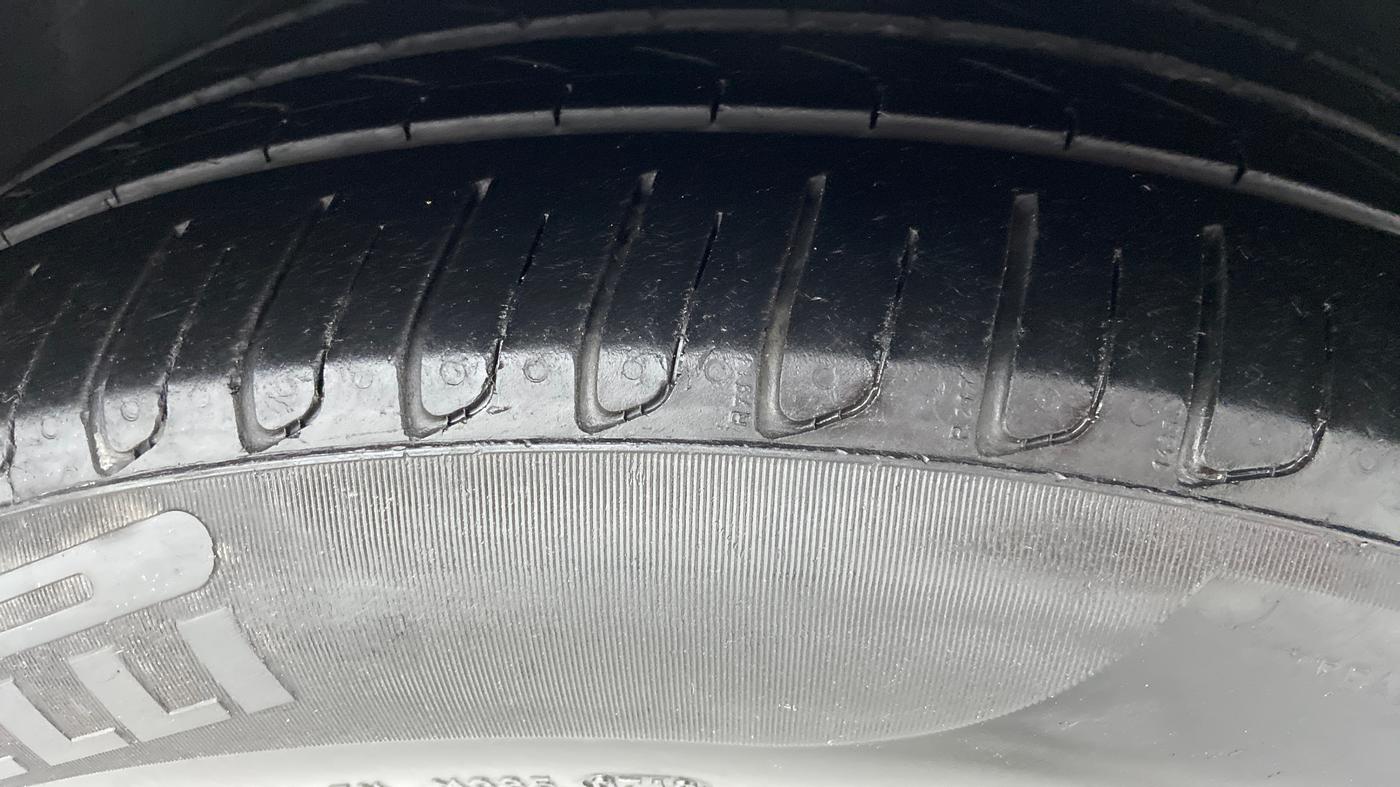 2015 Audi A6 2.0 TDI TECHNOLOGY, Diesel, Automatic, 77,736 km, Left Rear Tyre Tread