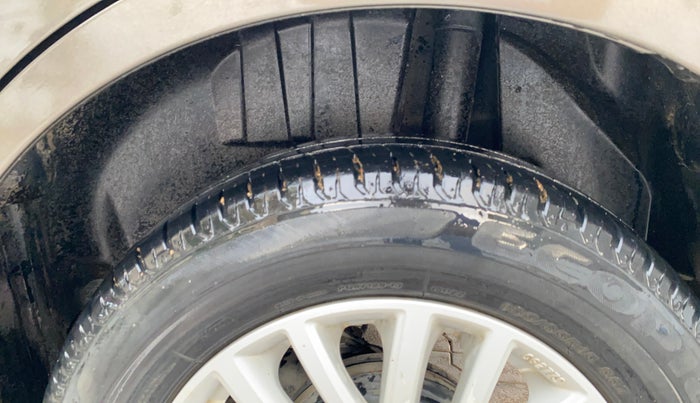 2019 Maruti Dzire ZXI, Petrol, Manual, 34,192 km, Left Rear Tyre Tread