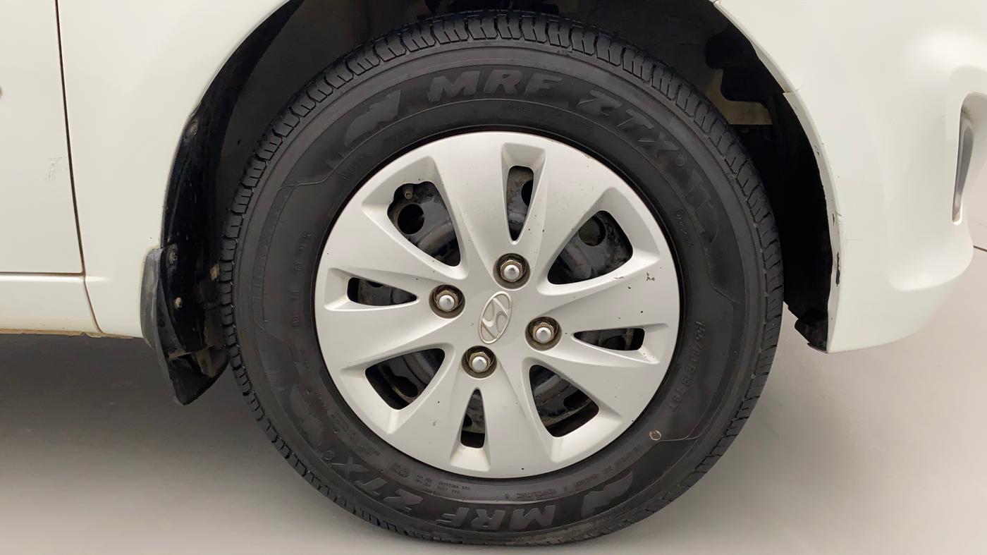 2012 Hyundai i10 SPORTZ 1.2 AT, Petrol, Automatic, 46,412 km, Right Front Wheel