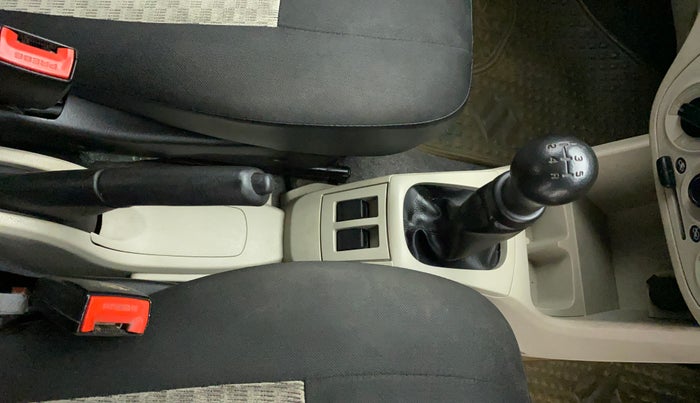 2019 Maruti Alto VXI, Petrol, Manual, 60,385 km, Gear Lever