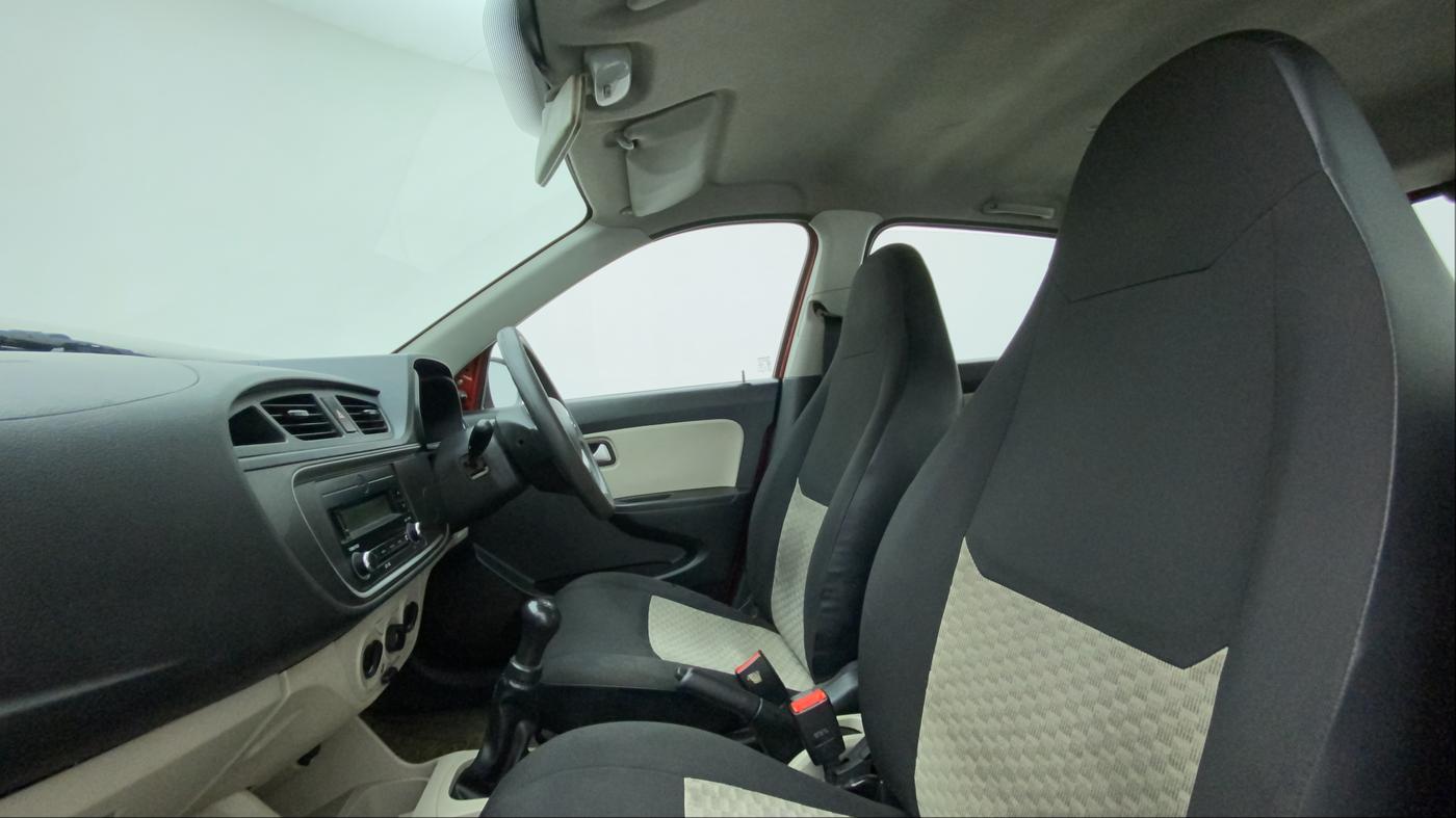 2019 Maruti Alto VXI, Petrol, Manual, 60,385 km, Right Side Front Door Cabin