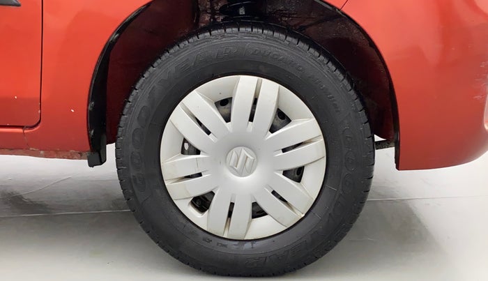 2019 Maruti Alto VXI, Petrol, Manual, 60,385 km, Right Front Wheel
