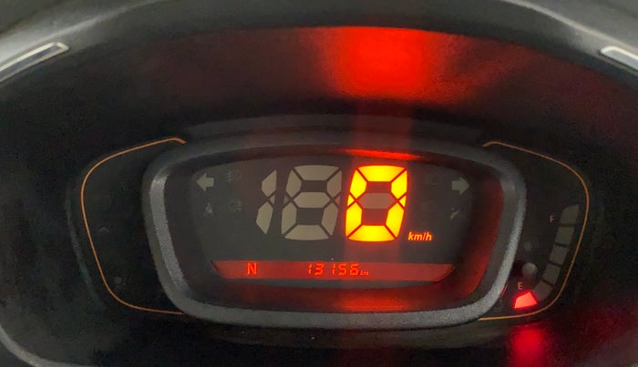 2017 Renault Kwid RXT 1.0 AMT (O), Petrol, Automatic, 13,156 km, Odometer Image