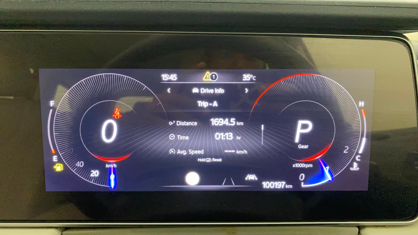 2021 Mahindra XUV700 AX 7 LUXURY D AT 7 STR, Diesel, Automatic, 99,868 km, Odometer Image