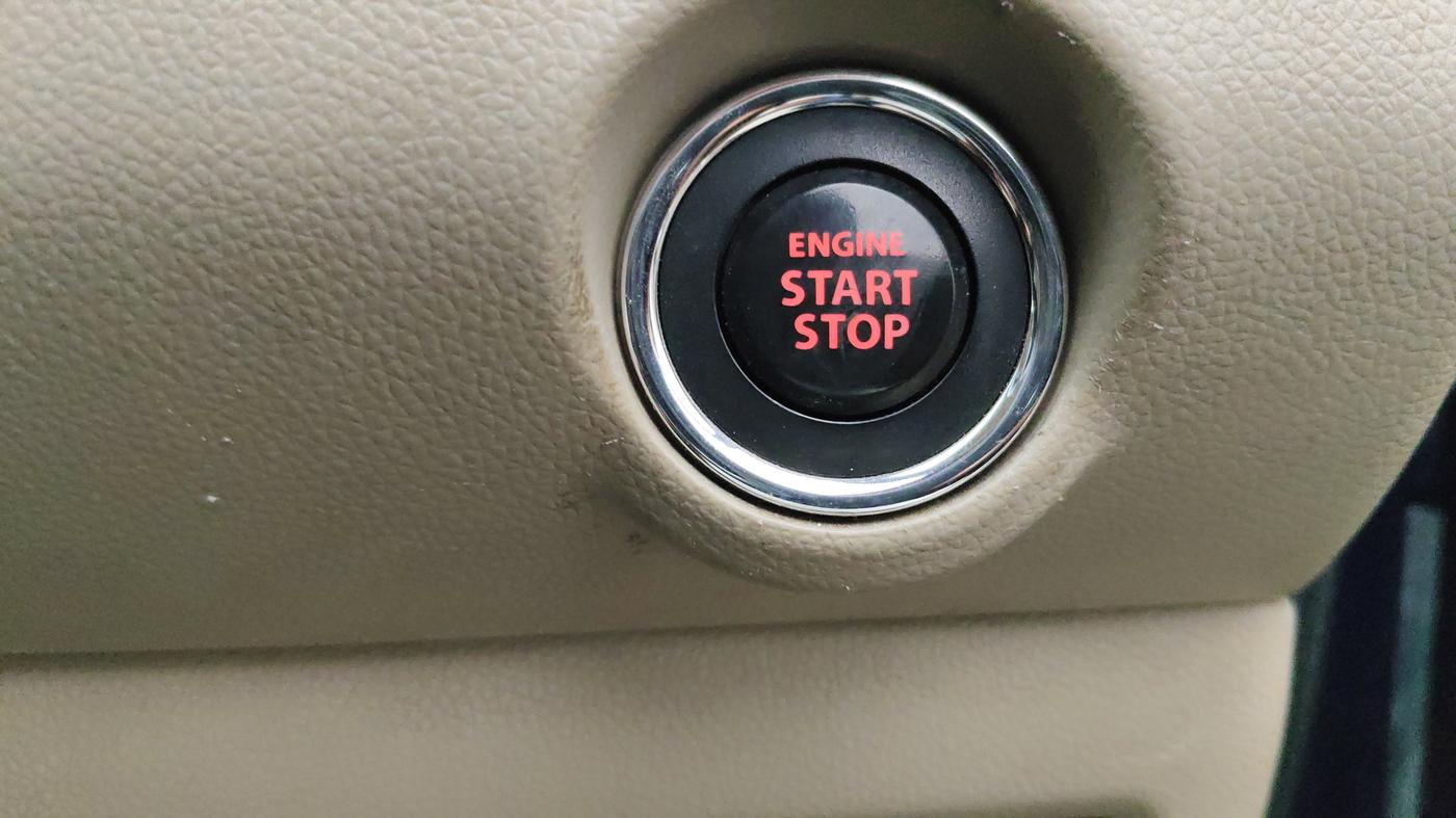 2017 Maruti Dzire ZDI PLUS AMT, Diesel, Automatic, 1,37,821 km, Keyless Start/ Stop Button
