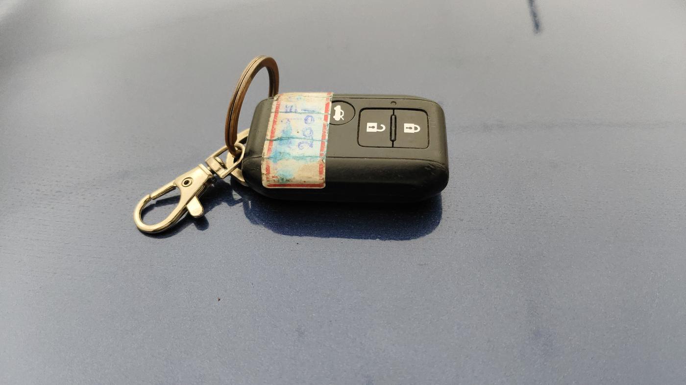 2017 Maruti Dzire ZDI PLUS AMT, Diesel, Automatic, 1,37,821 km, Key Close Up