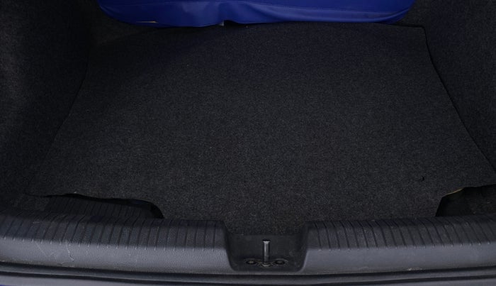 2019 Volkswagen Ameo Trendline 1.0, Petrol, Manual, 13,942 km, Boot Inside