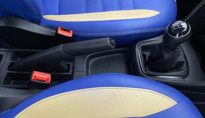 2019 Volkswagen Ameo Trendline 1.0, Petrol, Manual, 13,942 km, Gear Lever