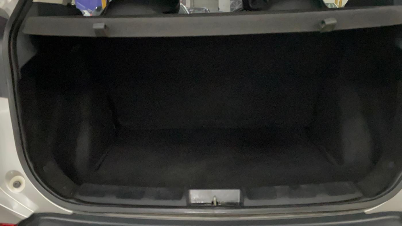 2018 Tata NEXON XT DIESEL, Diesel, Manual, 70,648 km, Boot Inside