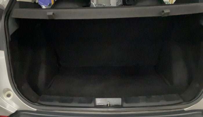 2018 Tata NEXON XT DIESEL, Diesel, Manual, 70,648 km, Boot Inside