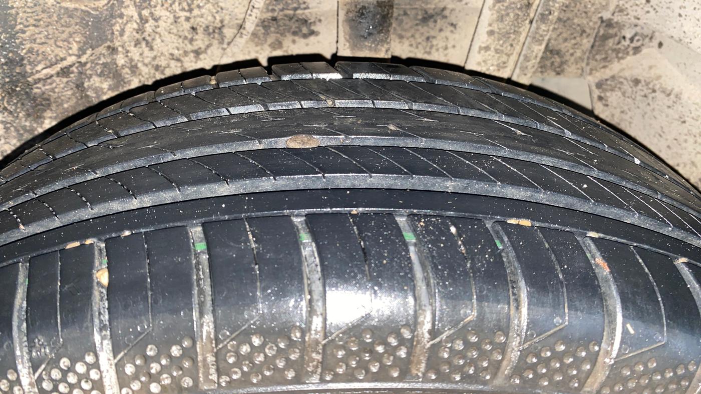 2018 Tata NEXON XT DIESEL, Diesel, Manual, 70,648 km, Left Rear Tyre Tread