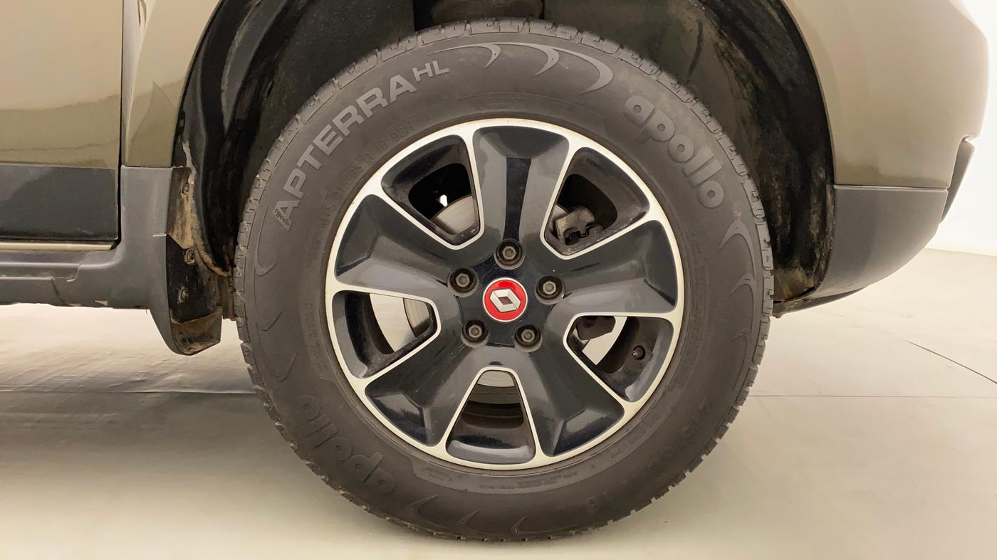 2018 Renault Duster RXS CVT, Petrol, Automatic, 17,139 km, Right Front Wheel